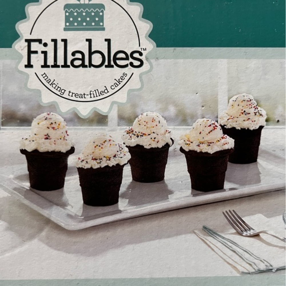 2 Piece Large Cup Cake Cone Pan 8 Cup Fillables  Bake Fill & Serve Nonstick